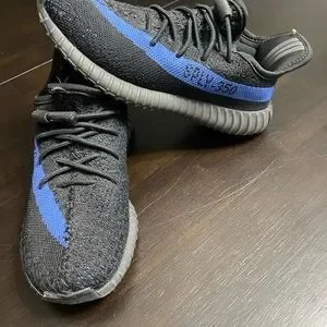 adidas Shoes Little Kids Size 12 Adidas Yeezy Boost 35 V2